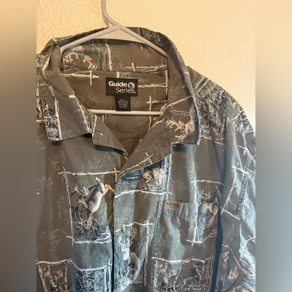 Men's Green Patterned Deer 🦌 Shirt - Picture 2 of 5